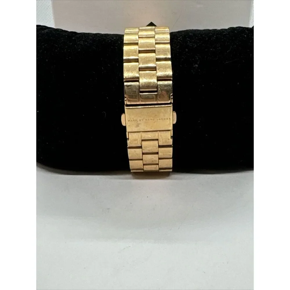 Marc Jacobs Baker MBM3330 Womens Stainless Steel Analog Dial Quartz Watch JNA164